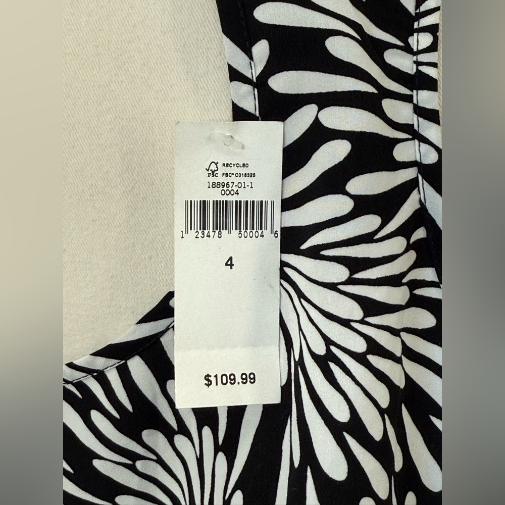 NWT Banana Republic Black White Leaf Print Maxi Dress Sz 4 Sleeveless Racerback - Picture 10 of 13